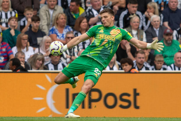 激起广泛讨 激起广泛讨