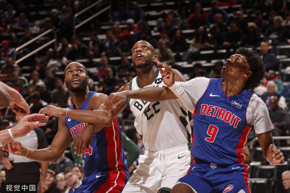 据现场慢动 据现场慢动