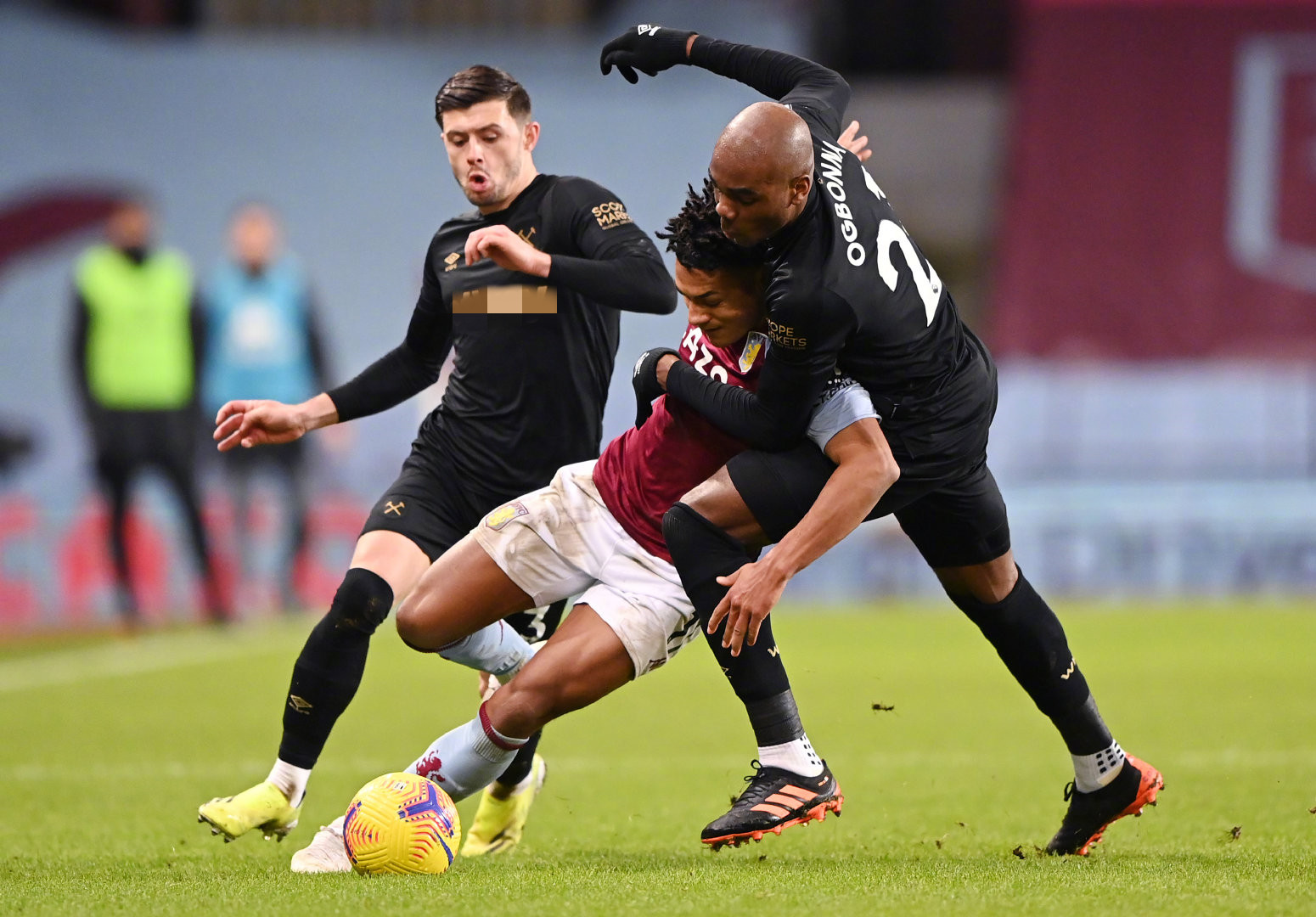 湖人：给强队找不足，给弱队找信心！祖尼尔：擎天白玉柱，架海紫金梁！.